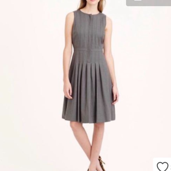 100% Wool Grey Pleated Dress - Picture 10 of 13